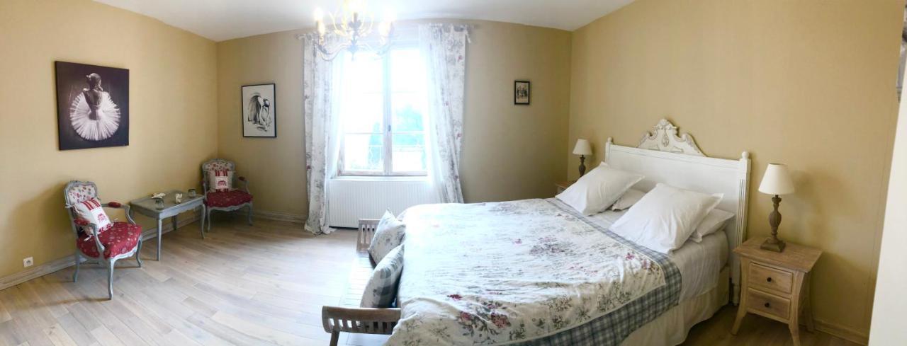 Ecole De Mathuna De Marigny Brizay Dış mekan fotoğraf